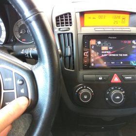 Kia Cee'd: nov avtoradio in vzvratna kamera 4