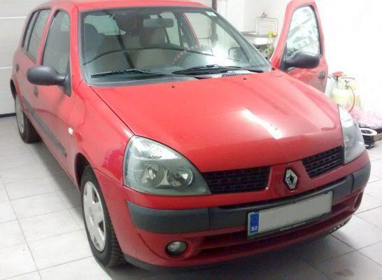 Clio Storia: 16cm zvočniki in nizkotonec 9