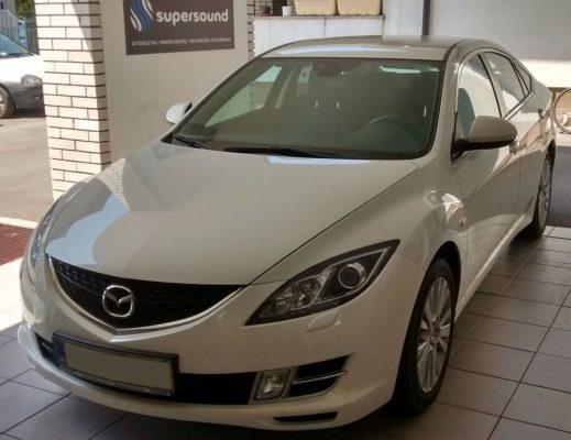 Mazda 6: menjava avtoradia 9
