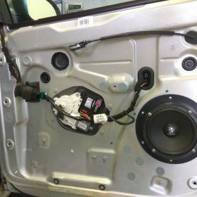 Golf Plus: avtoradio in vsi zvočniki 6