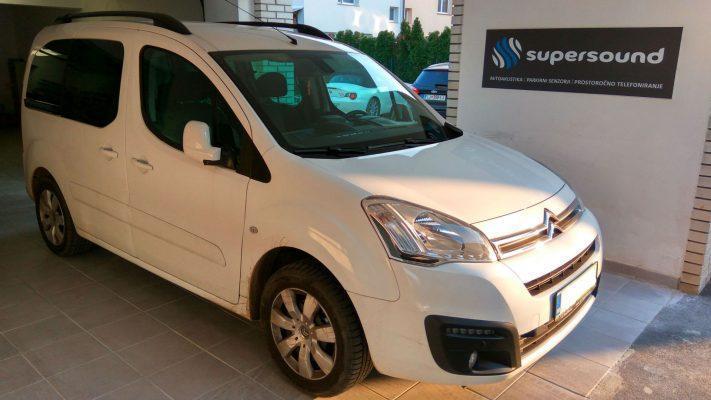 Citroen Berlingo: zvočniki in aktivni nizkotonec 1