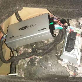 Lancia Delta: zamenjava BOSE ojačevalca 8