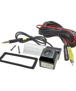 parkirna kamera nissan tiida