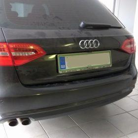 Audi A4 (8K): parkirna kamera na tovarniški LCD 14
