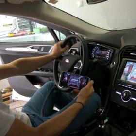Ford Modeo (2016): vzvratna kamera in MirrorLink 14