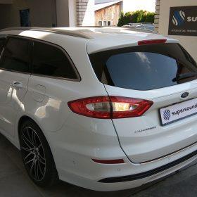 Ford Modeo (2016): vzvratna kamera in MirrorLink 5
