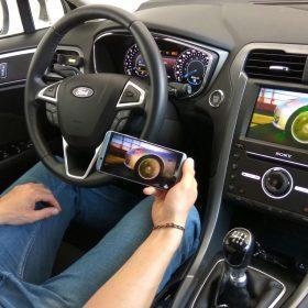 Ford Modeo (2016): vzvratna kamera in MirrorLink 17