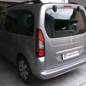 Citroen Berlingo: sprednji zvočniki in izolacija 2