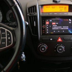 Kia Cee'd: 2-DIN avtoradio Pioneer 5