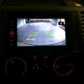 VW Transporter T5: Pioneer radio in vzvratna kamera 5
