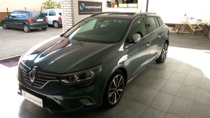 Renault Megane 4: kamera spredaj in zadaj 7