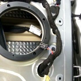 Citroen Xsara Picasso: zvočniki in aktivni woofer 6