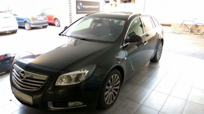 Opel Insignia: zvočniki, woofer in ojačevalec 5