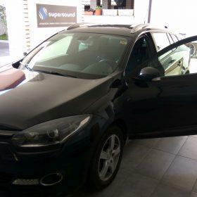 Renault Megane 3: aktivni nizkotonec pod sedežem 2