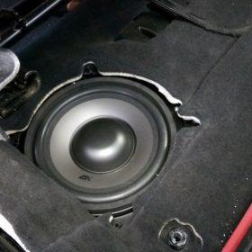 BMW serije 3 (E91): zvočniki in ojačevalec 10