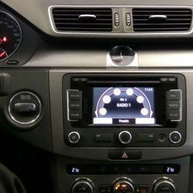 VW Passat: tipska kamera na OEM zaslon 6