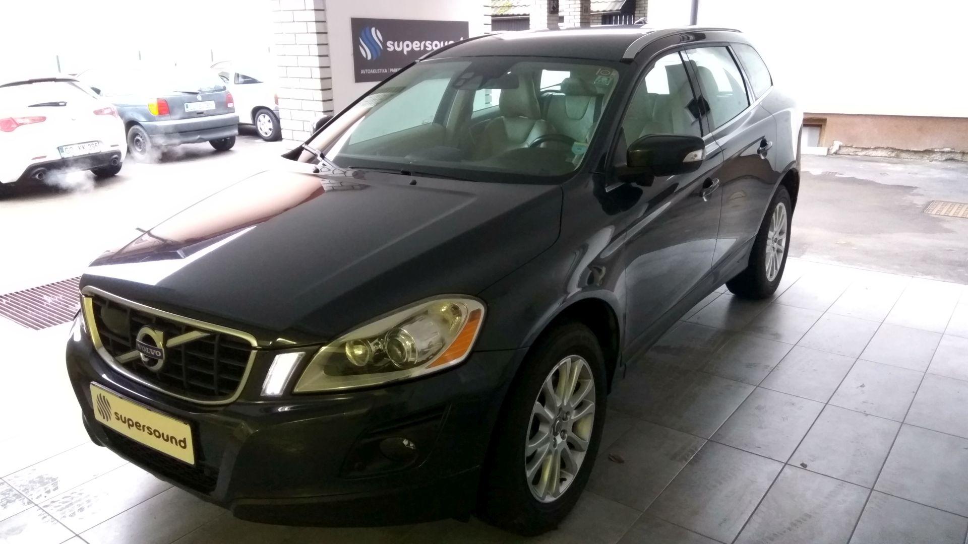 Volvo XC60 (2010): Kamera spredaj in zadaj 1