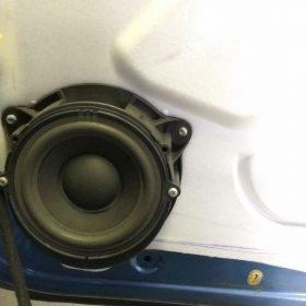 Renault Kangoo: Menjava sprednjih zvočnikov 6