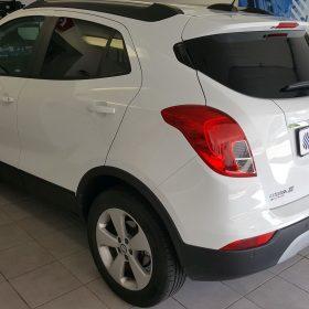 Opel Mokka: vzvratna kamera na LCD zaslon 5