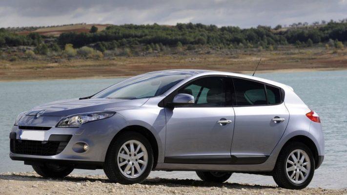 Renault Megane 3: menjava zvočnikov in izolacija 7