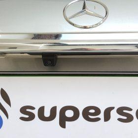 Mercedes C (S205): vzvratna kamera na OEM zaslonu 6