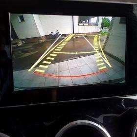 Mercedes GLC: vzvratna kamera na OEM zaslon 12