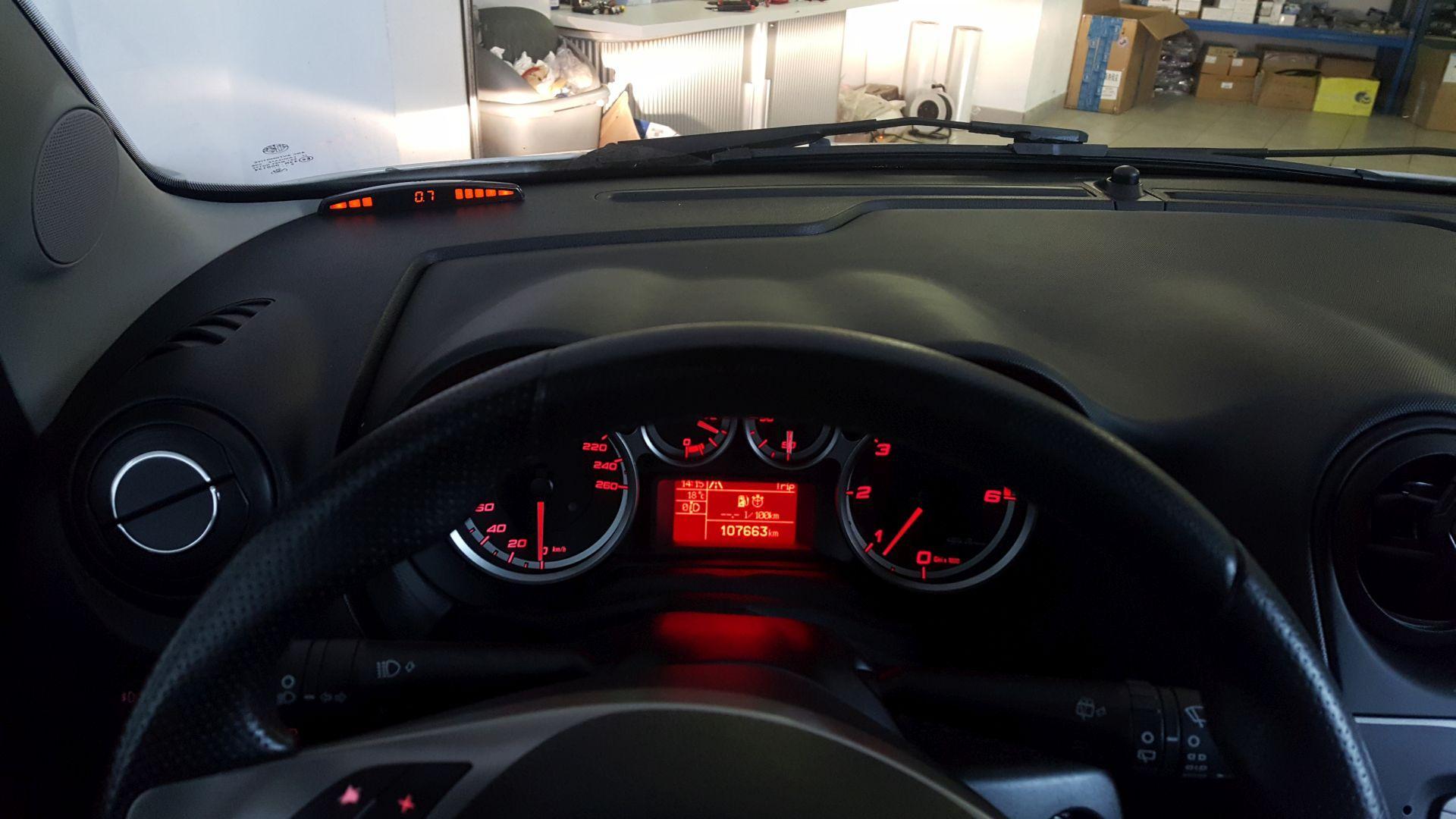 Alfa Romeo Mito: parkirni senzorji zadaj 2