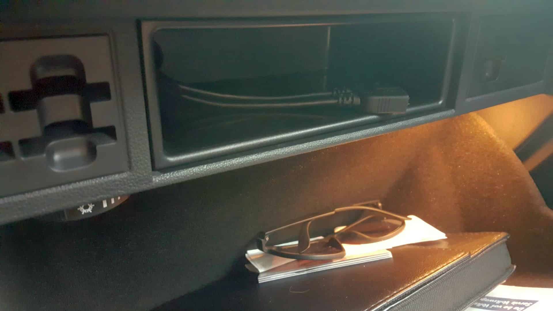 VW Golf 7: "kitajski" OEM radio 2