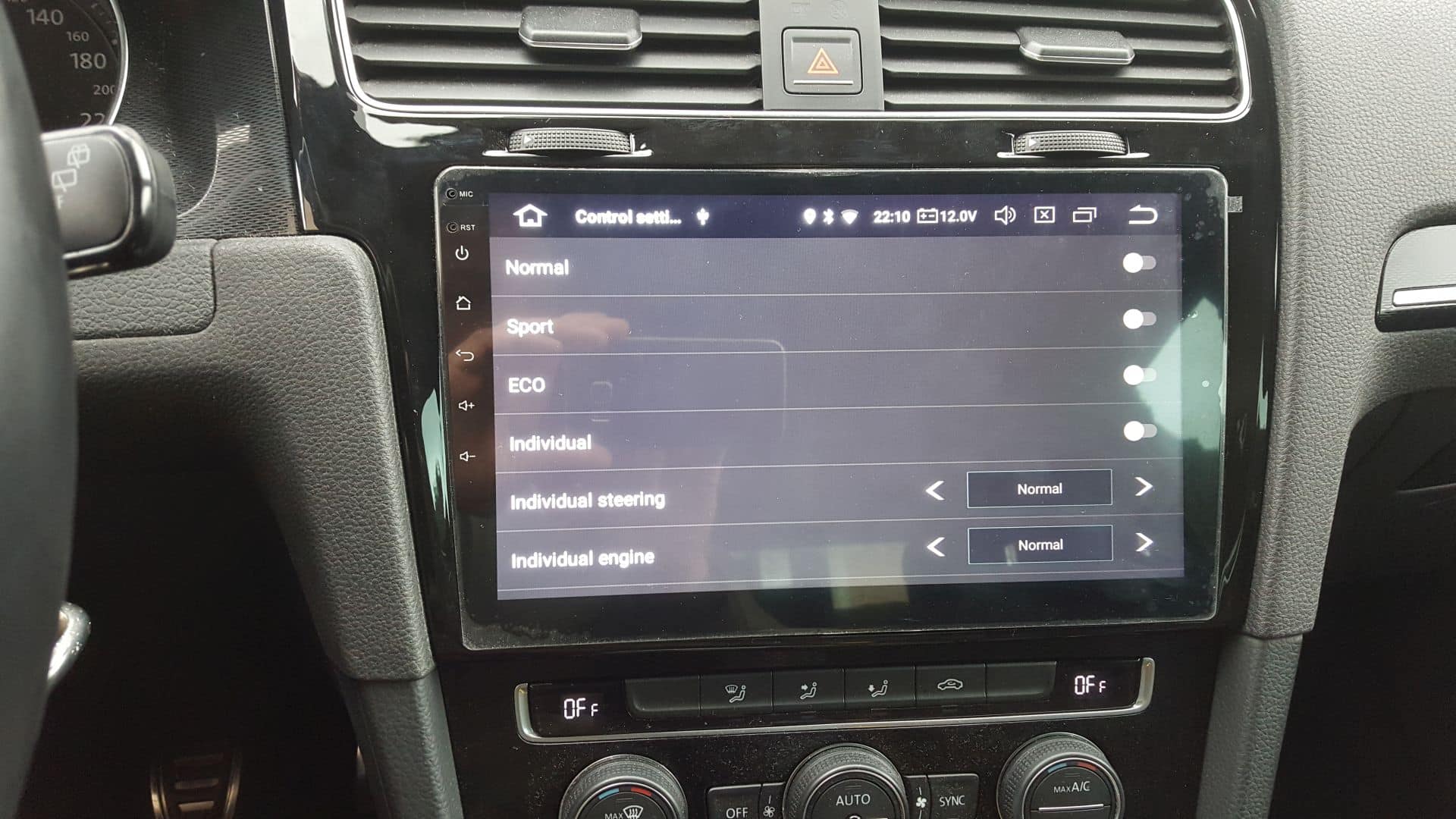 VW Golf 7: "kitajski" OEM radio 9