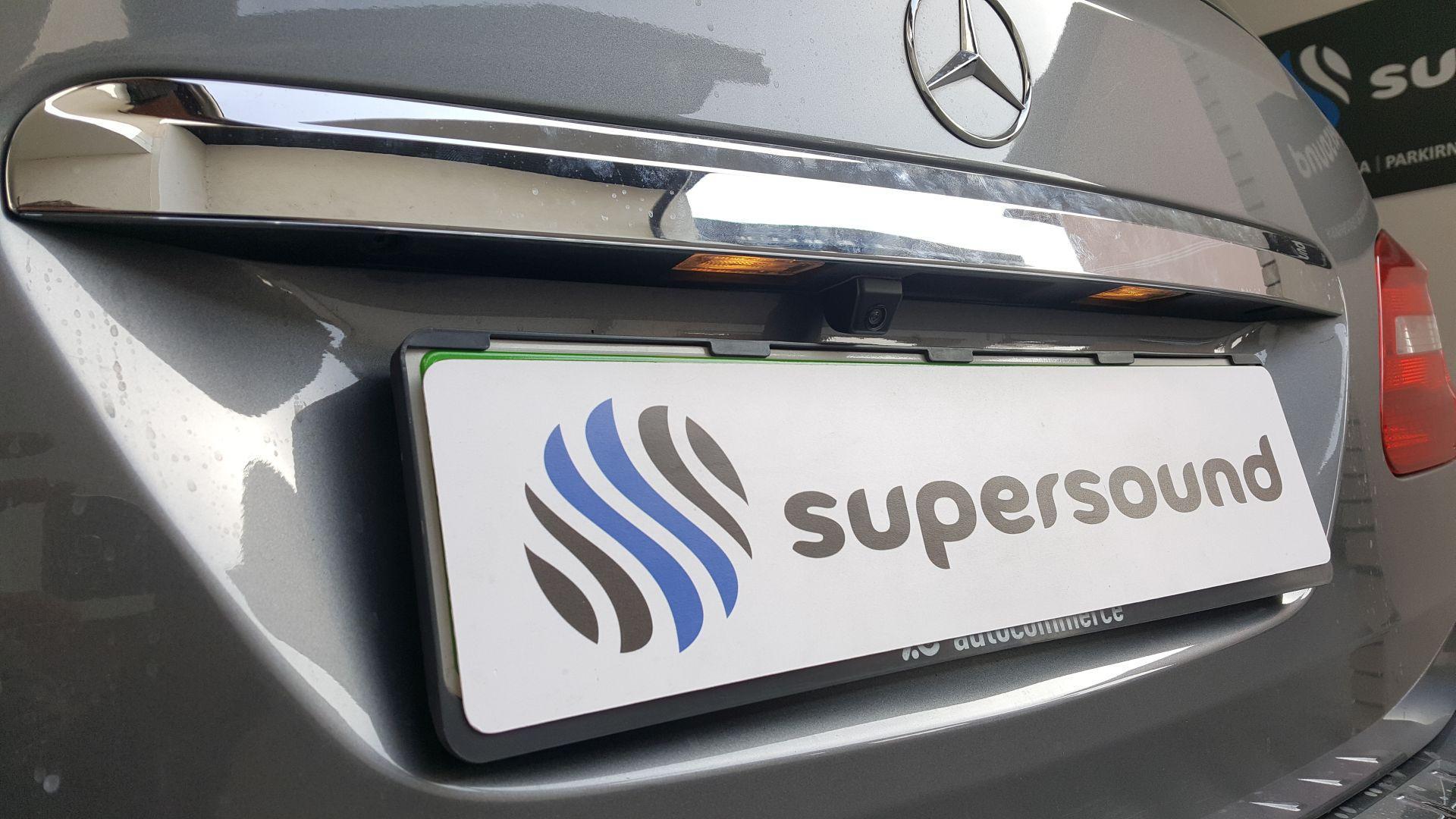 Mercedes B: kamera spredaj in zadaj + MirrorLink 5