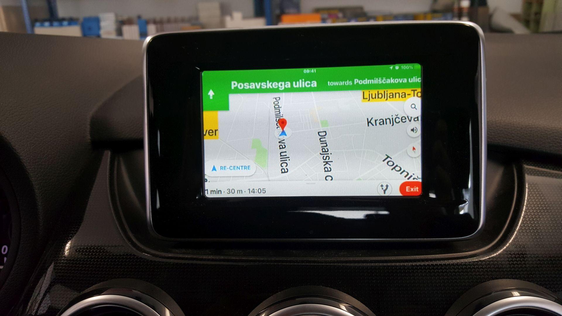 Mercedes B: kamera spredaj in zadaj + MirrorLink 14