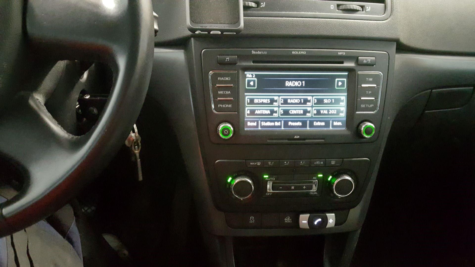 Škoda Yeti: prostoročno telefoniranje in zvočna izolacija 10
