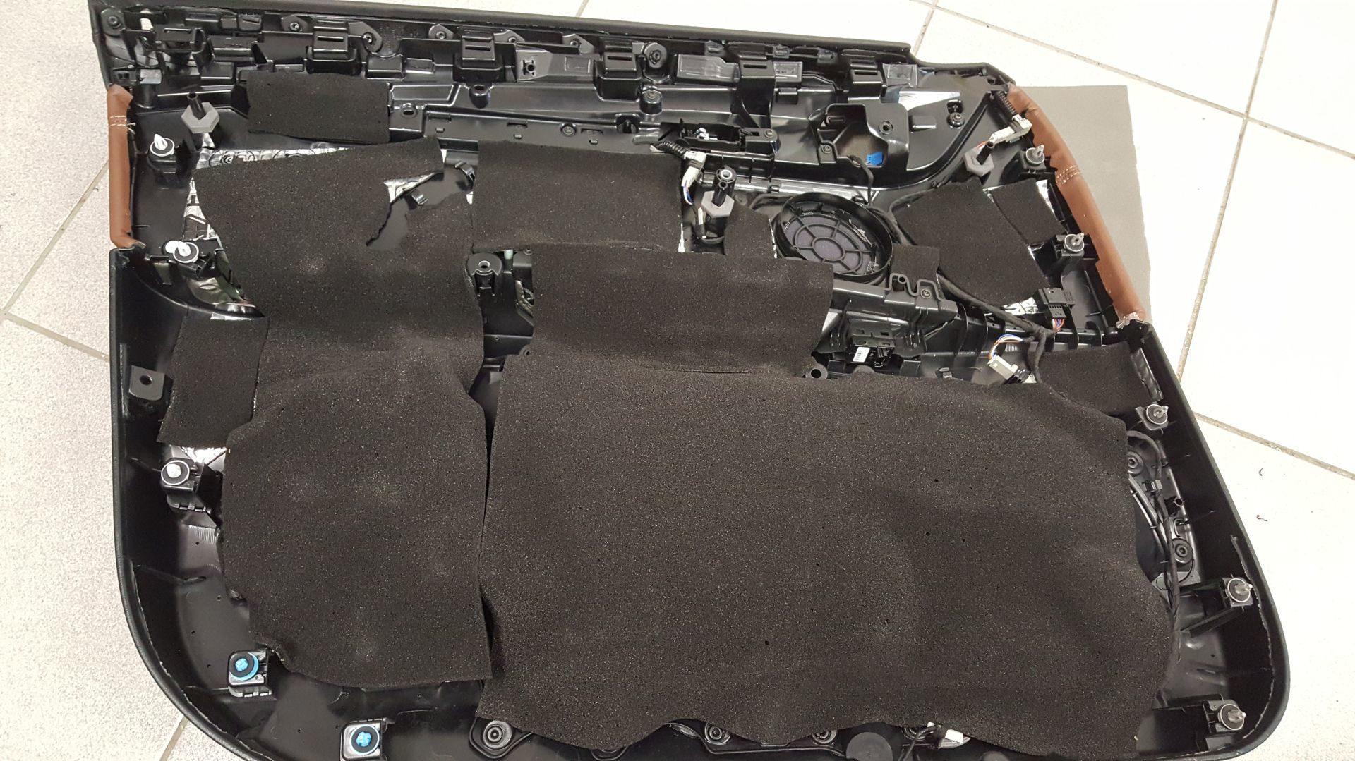 BMW X6 (F16): zvočna izolacija celotnega vozila 21