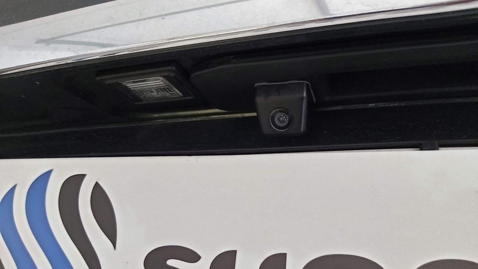 Mercedes ML (W166): vgradnja sprednje in zadnje kamere 3