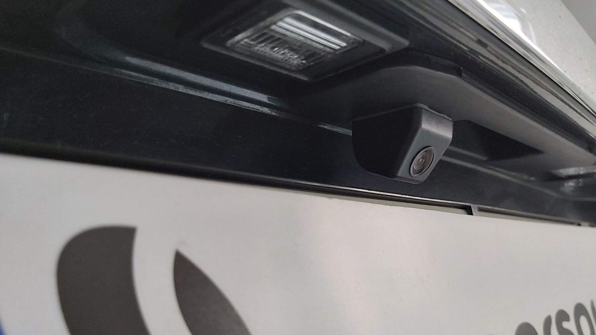 Mercedes ML (W166): vgradnja sprednje in zadnje kamere 4