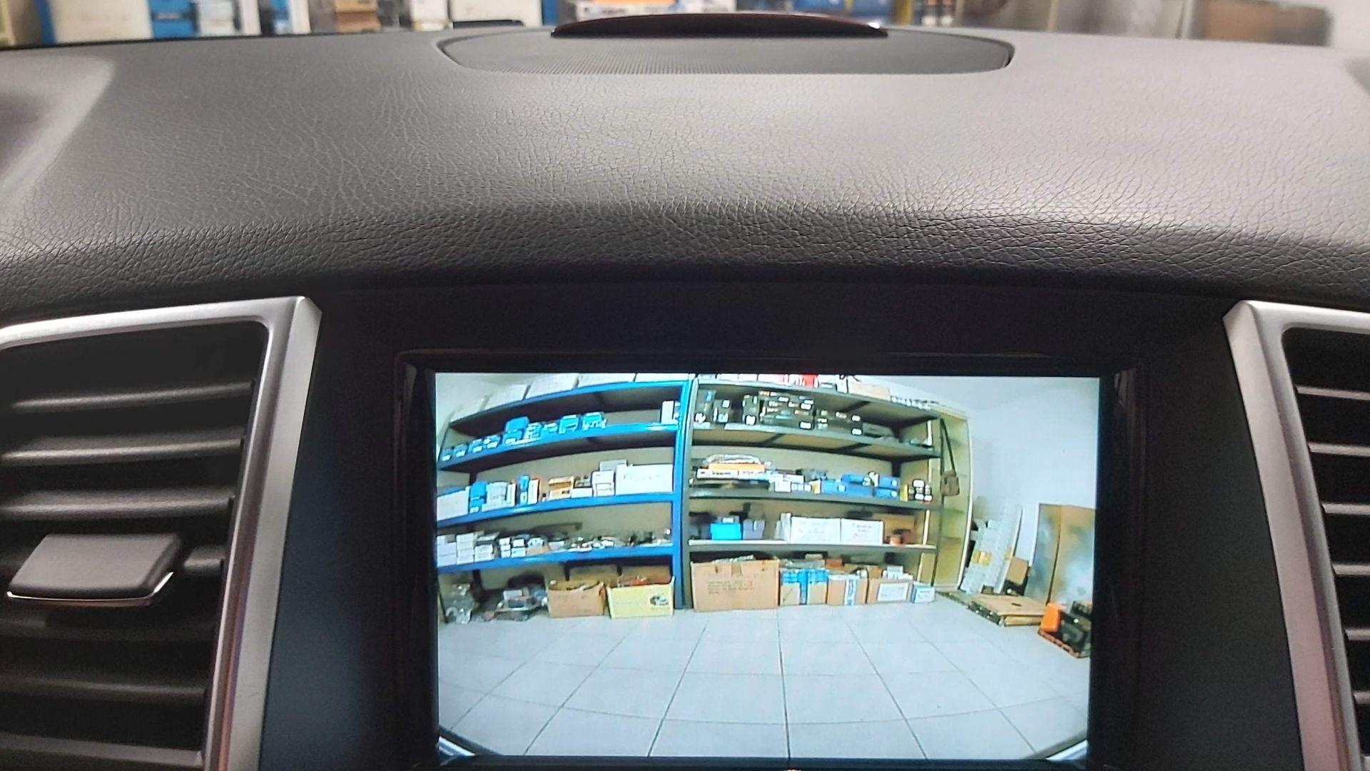 Mercedes ML (W166): vgradnja sprednje in zadnje kamere 12