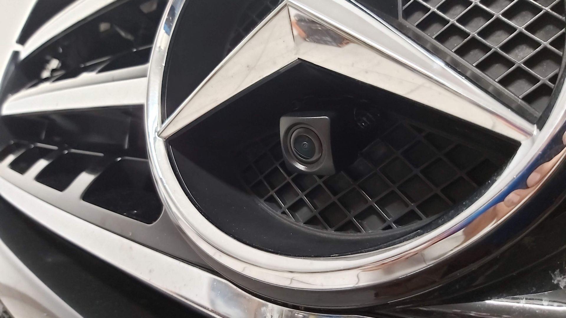 Mercedes ML (W166): vgradnja sprednje in zadnje kamere 6