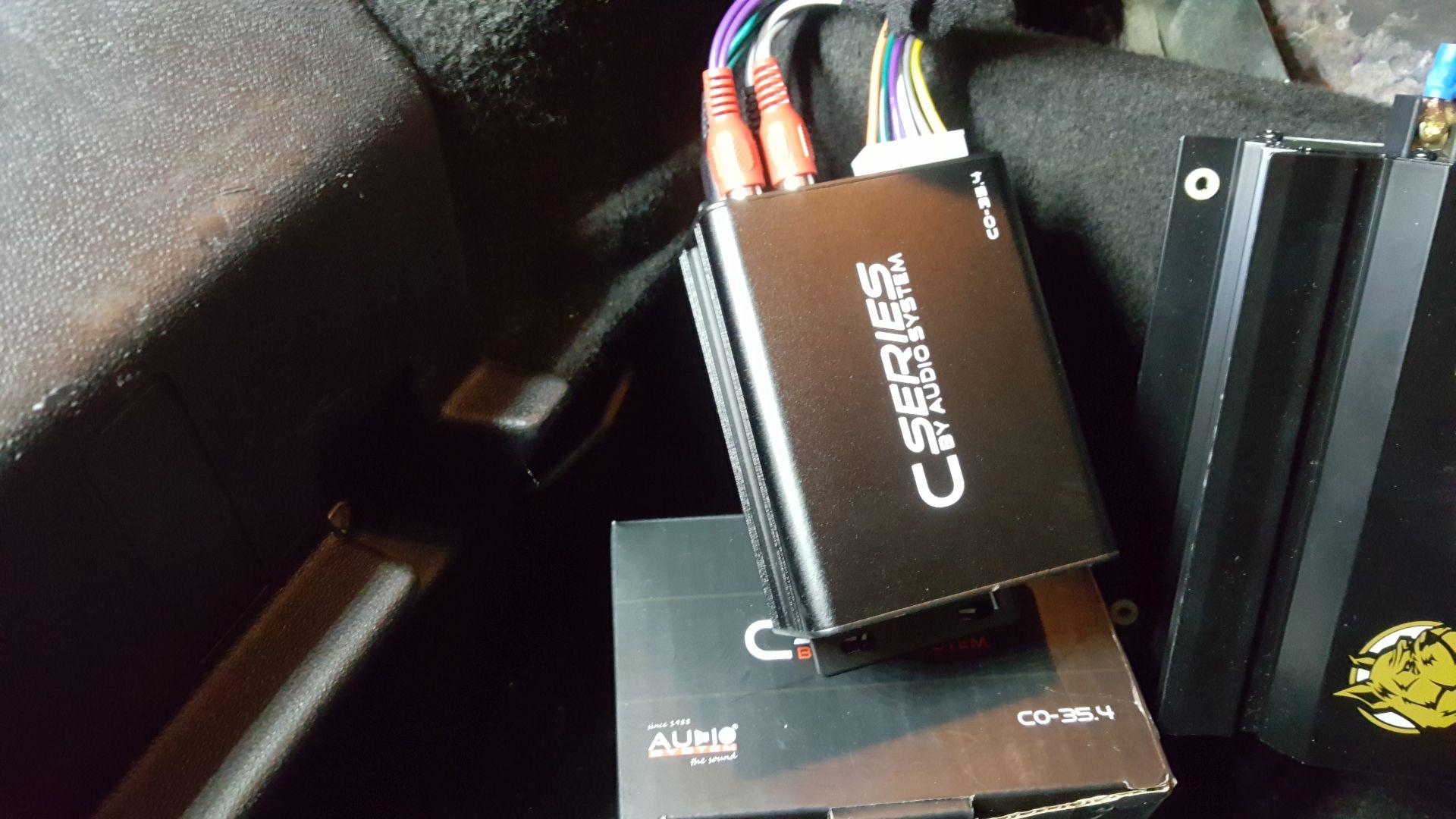 Lancia Delta: menjava BOSE ojačevalca 3