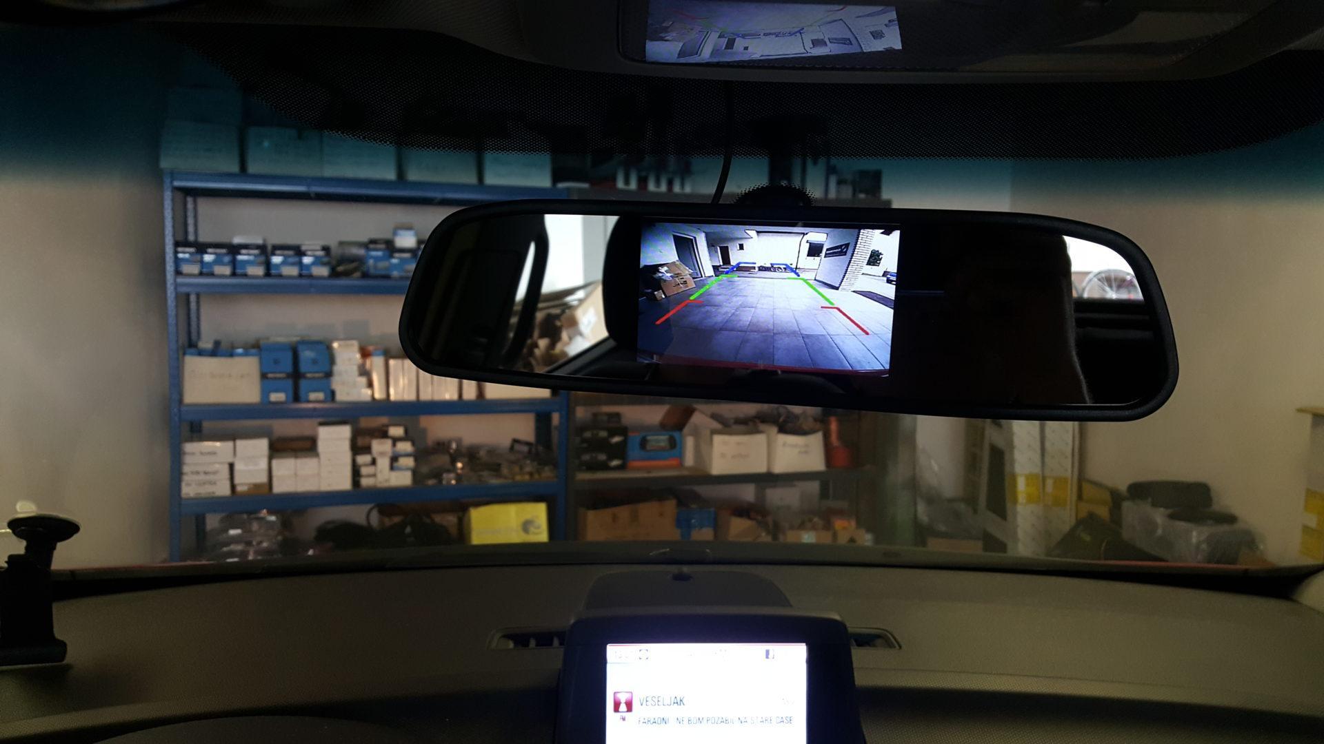 Opel Meriva: kamera in LCD v vzvratnem ogledalu 3