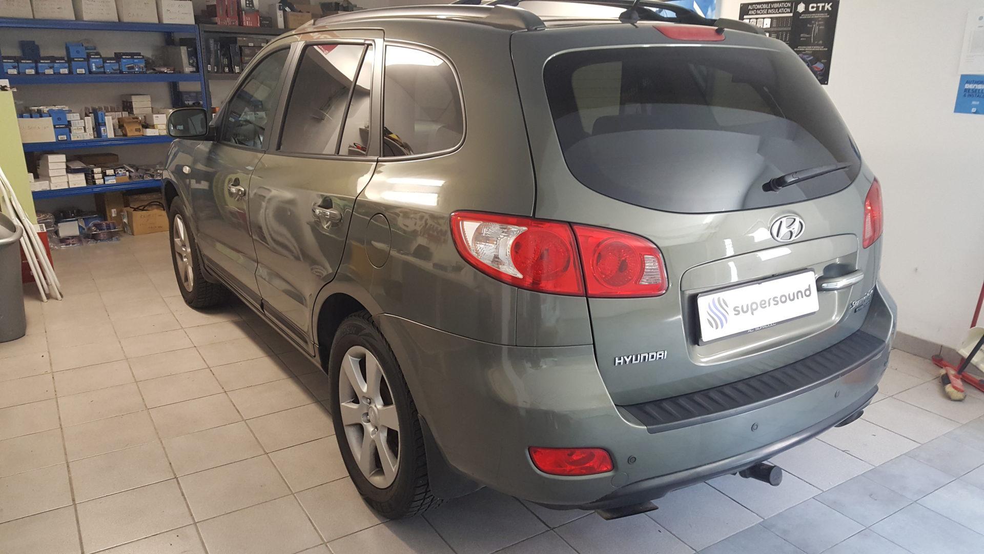 Hyundai Santa Fe: Kamera na LCD 2