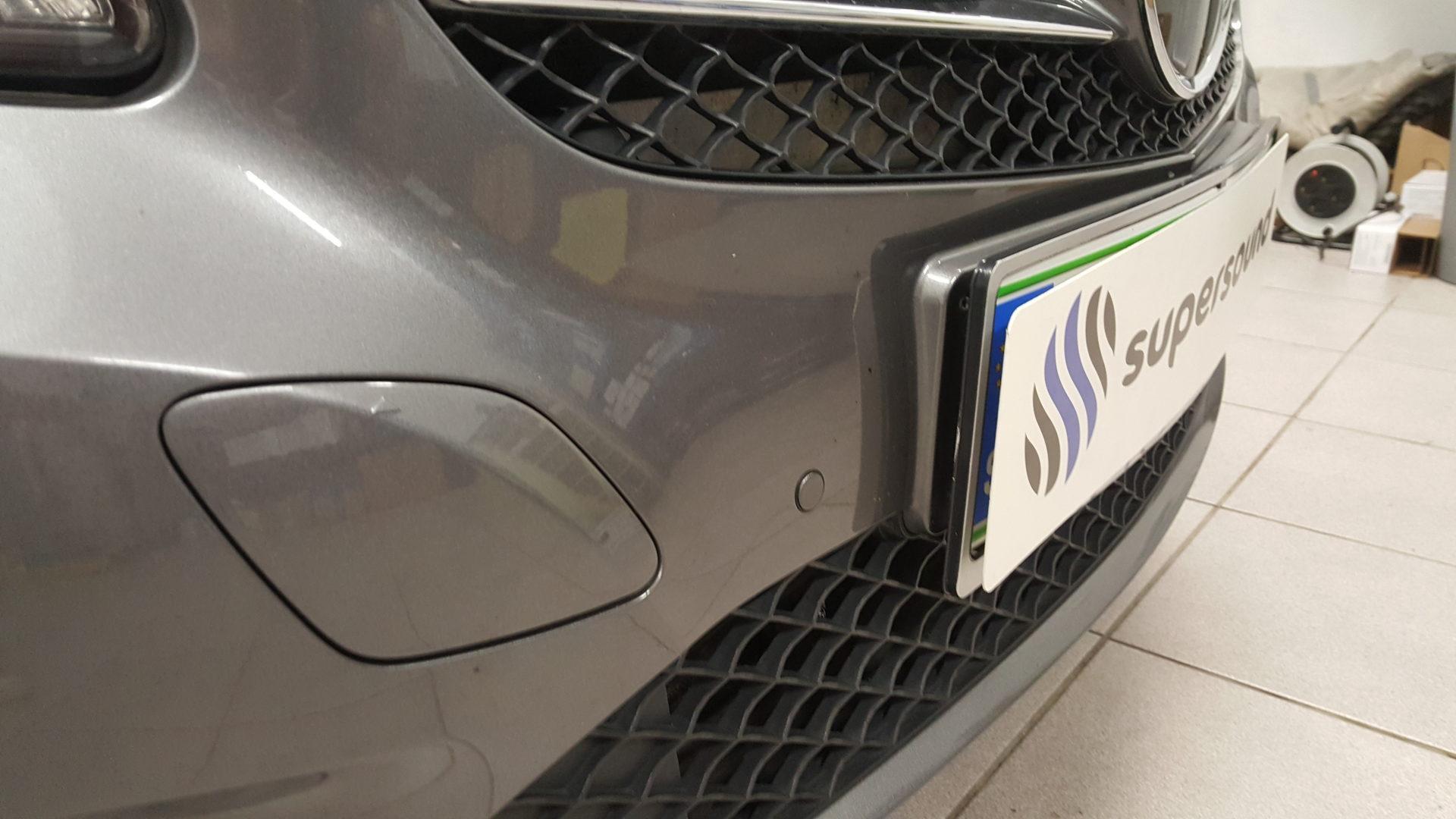 Mercedes A (W176): parkirni senzorji spredaj in zadaj 4