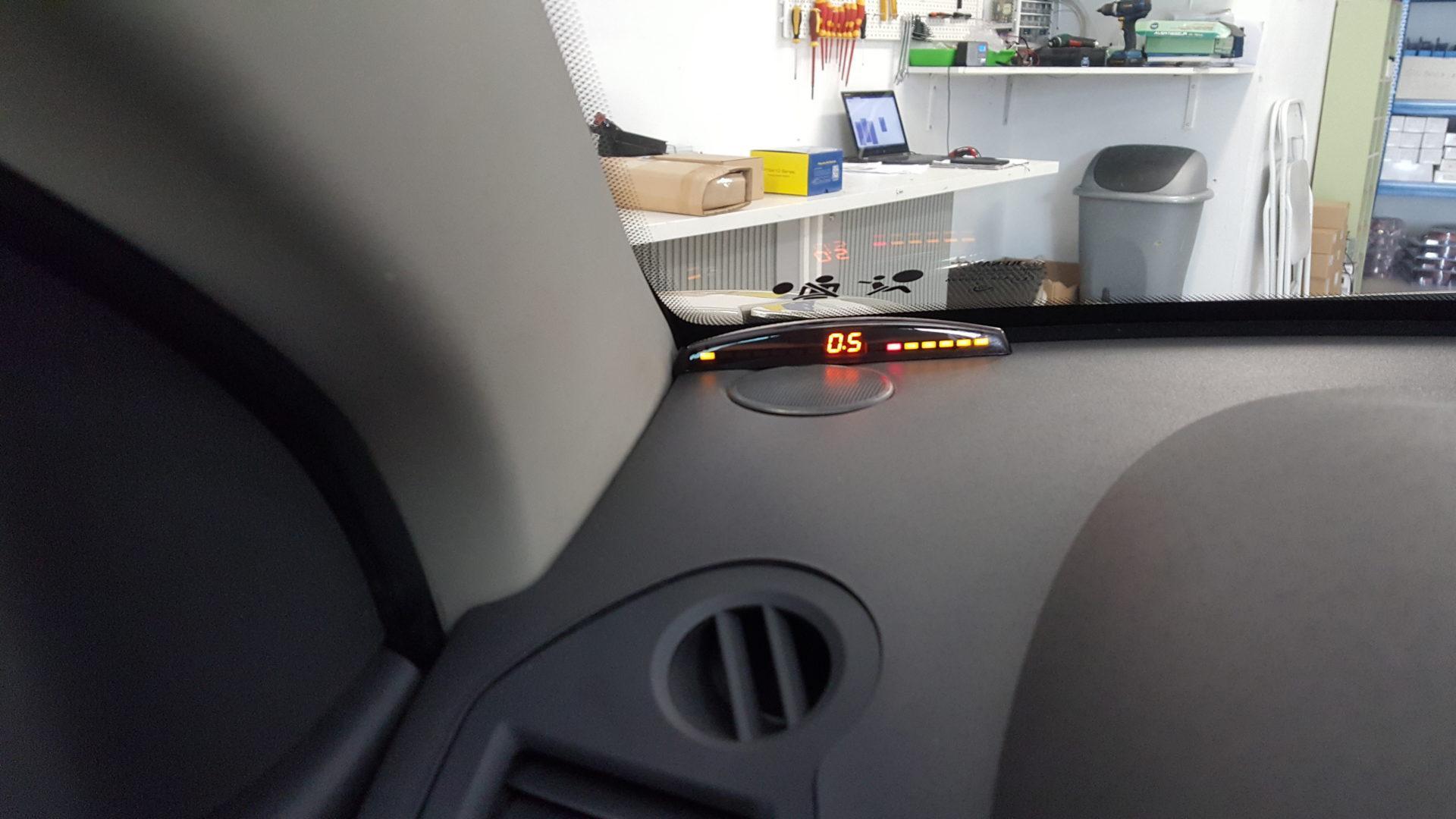 Megane II Cabrio: zadnji senzorji z LED zaslonom 6