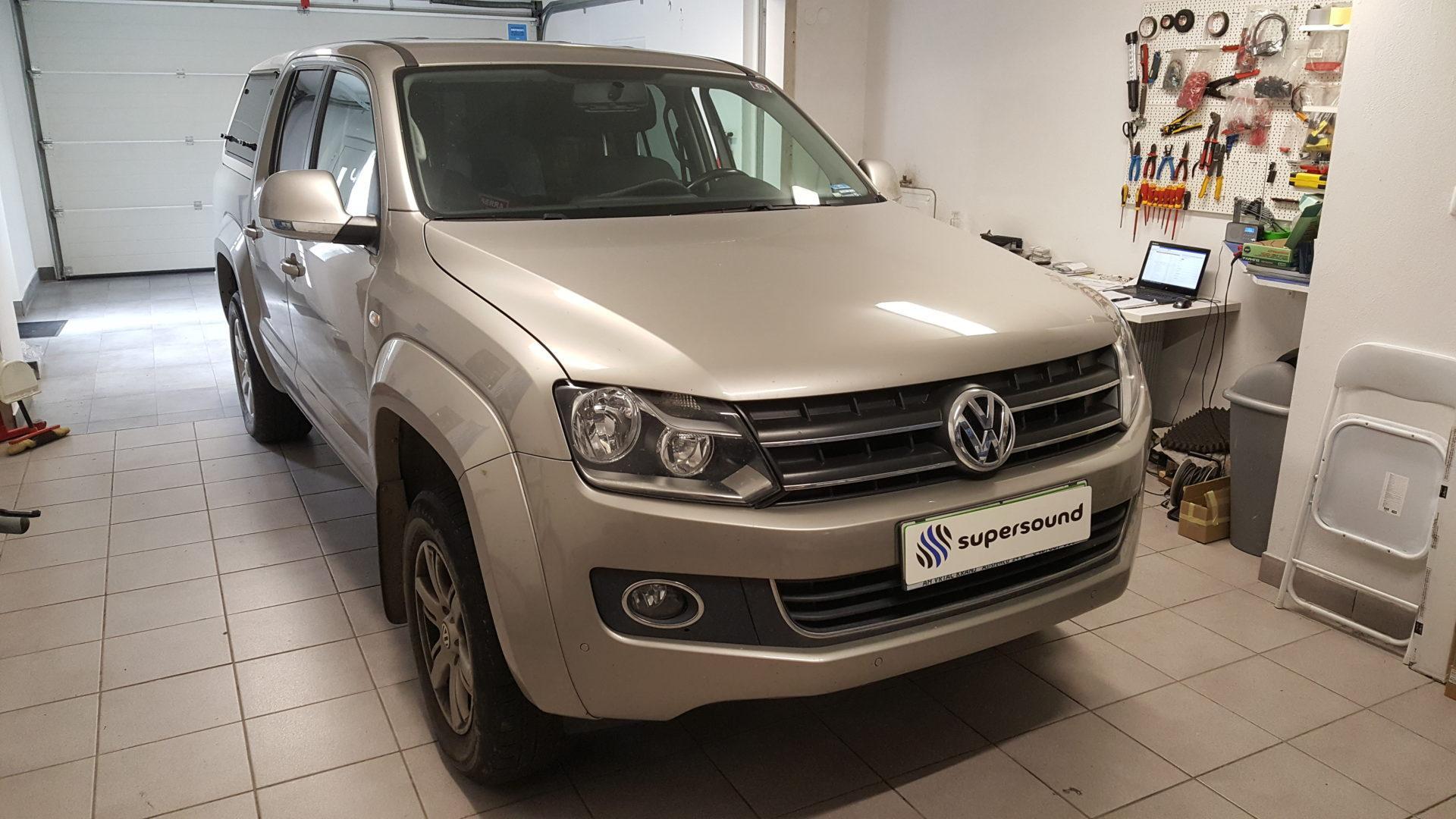 VW Amarok: kamera na LCD v ogledalu 2