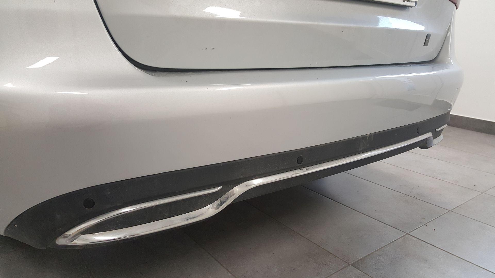 Mercedes C (W205): senzorji spredaj in zadaj, 2x kamera 9