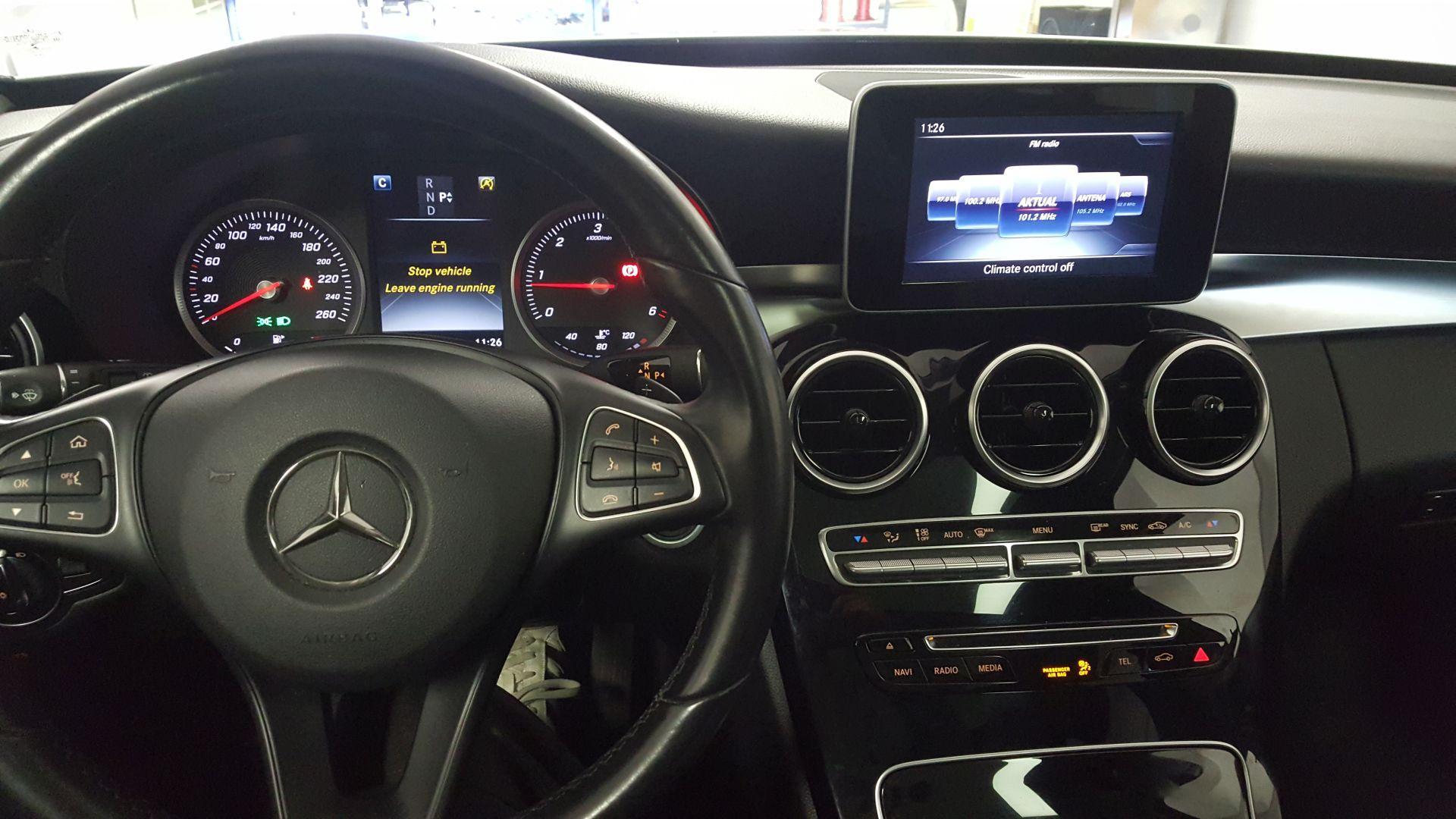 Mercedes C (W205): senzorji spredaj in zadaj, 2x kamera 13