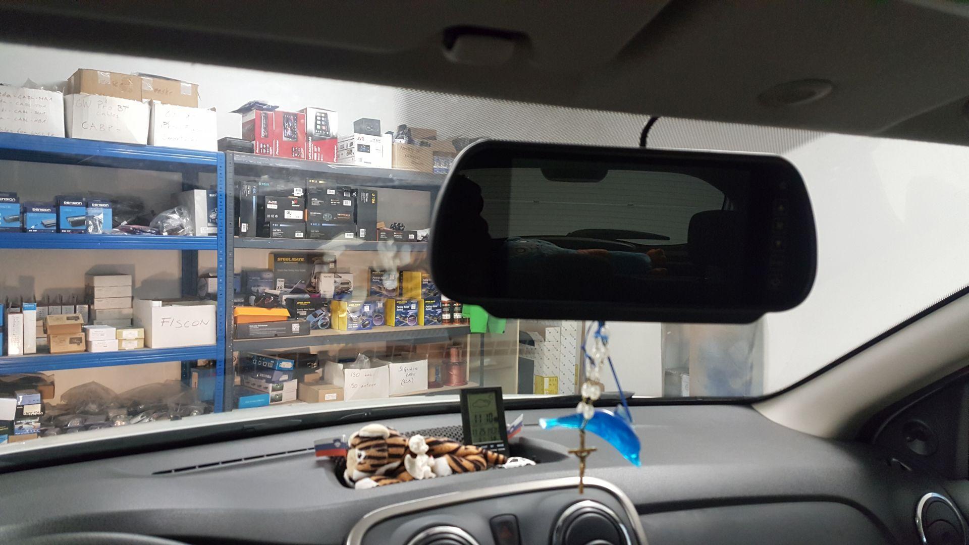 Dacia Sandero: parkirna kamera spredaj in zadaj 2