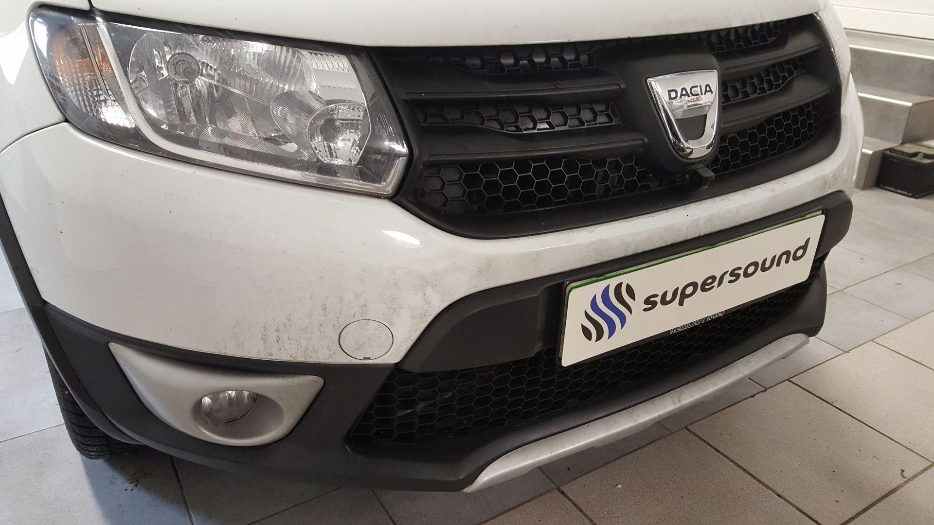 Dacia Sandero: parkirna kamera spredaj in zadaj 8