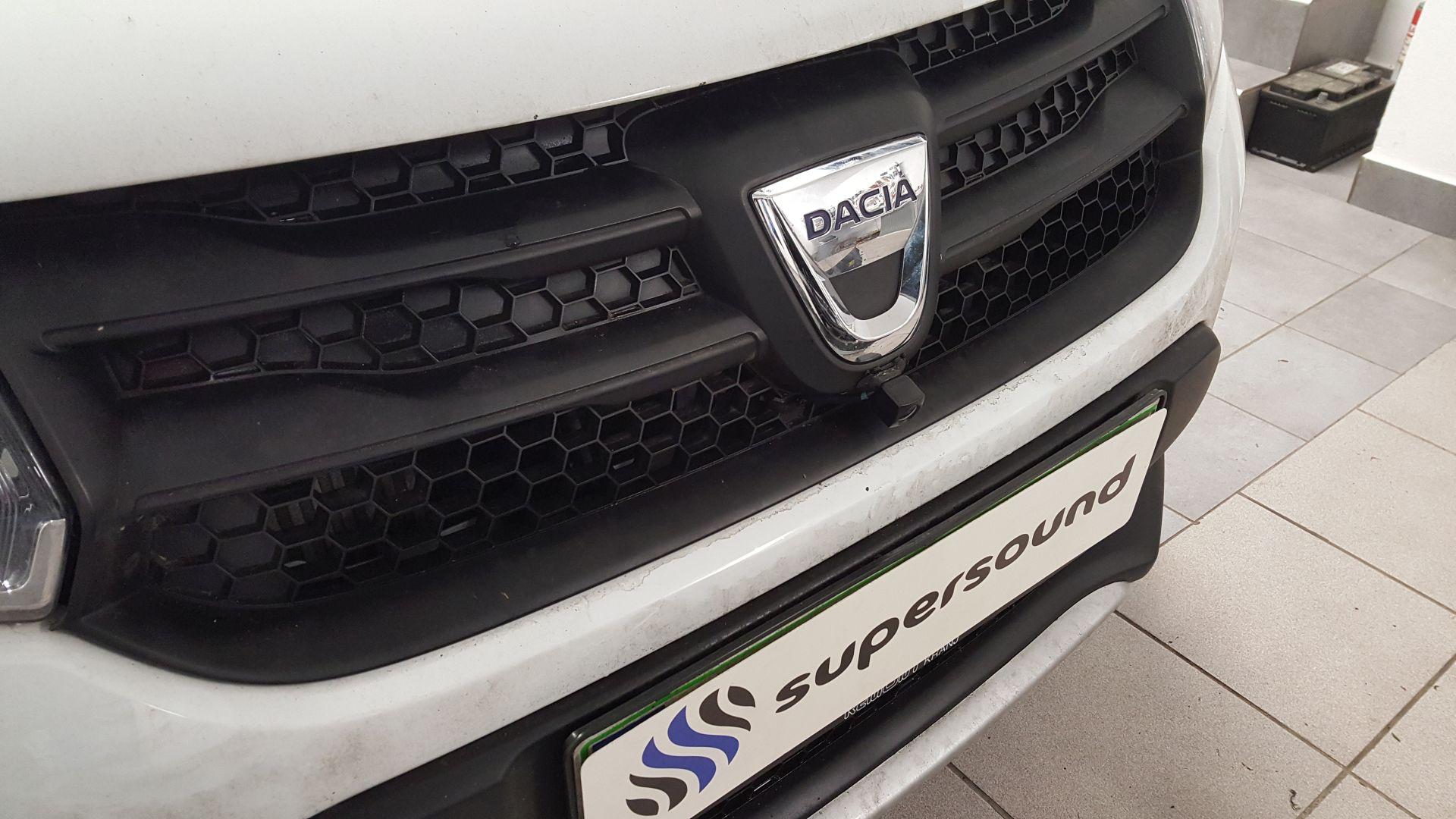 Dacia Sandero: parkirna kamera spredaj in zadaj 9