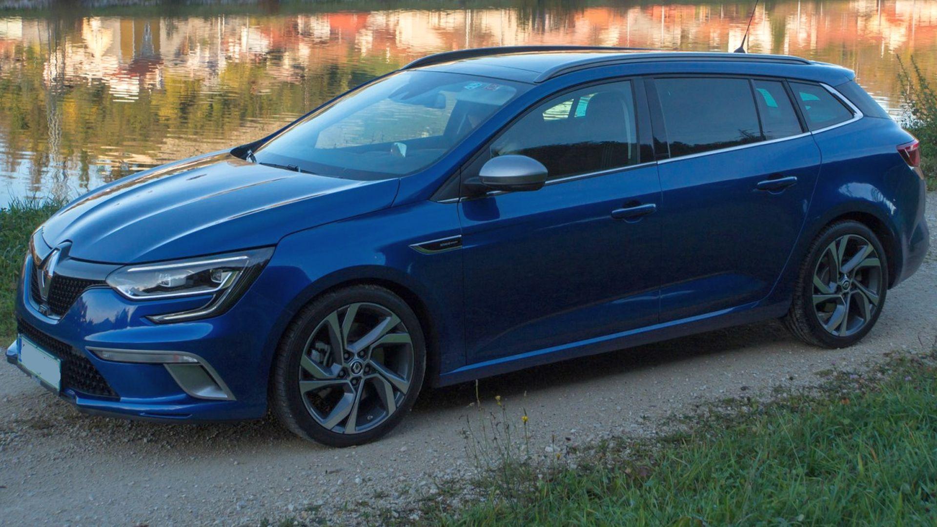 Renault Megane 4: sprejemnik DAB+ radia 1