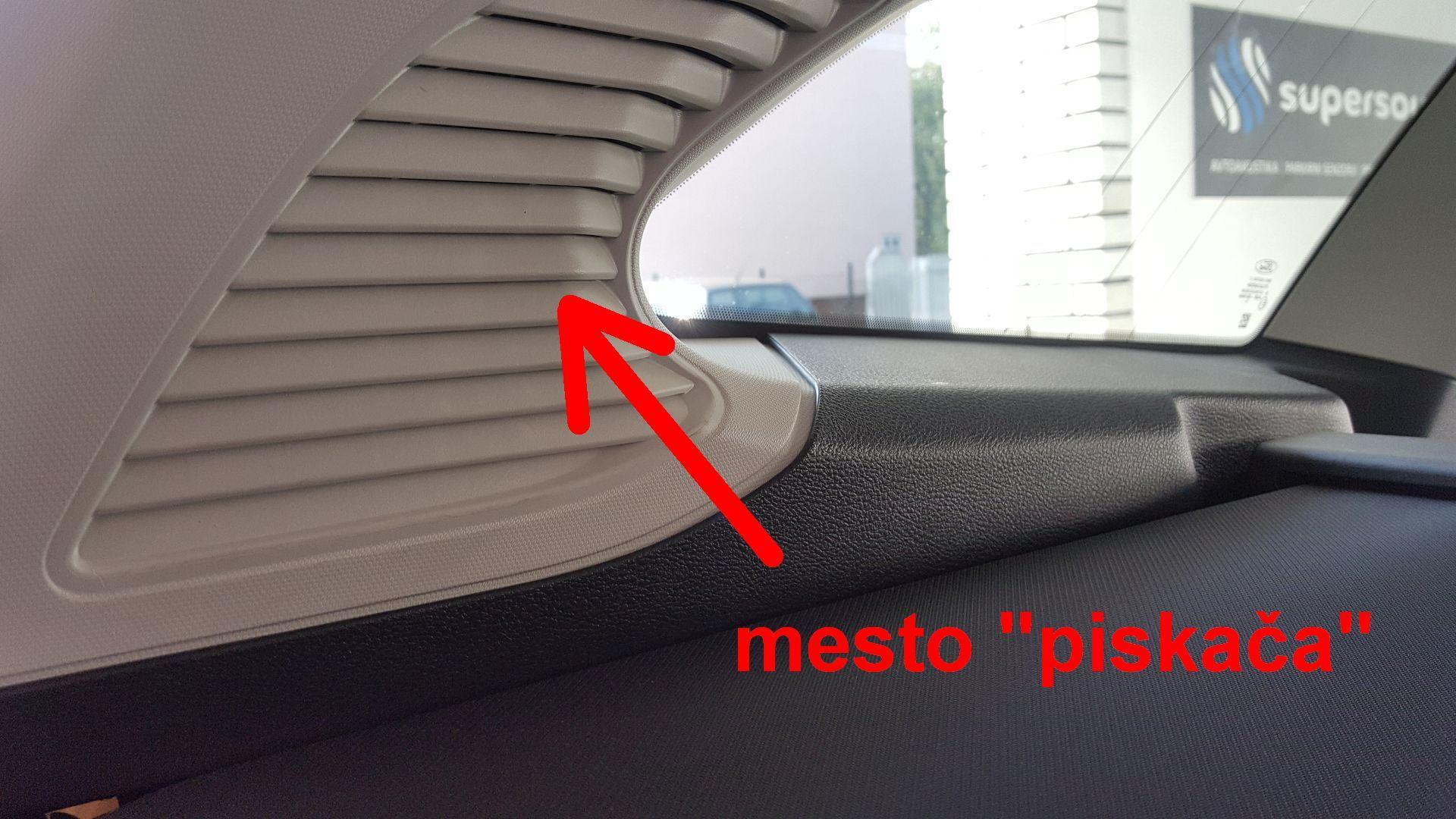 Ford Focus mk3: vgradnja zadnjih senzorjev 7